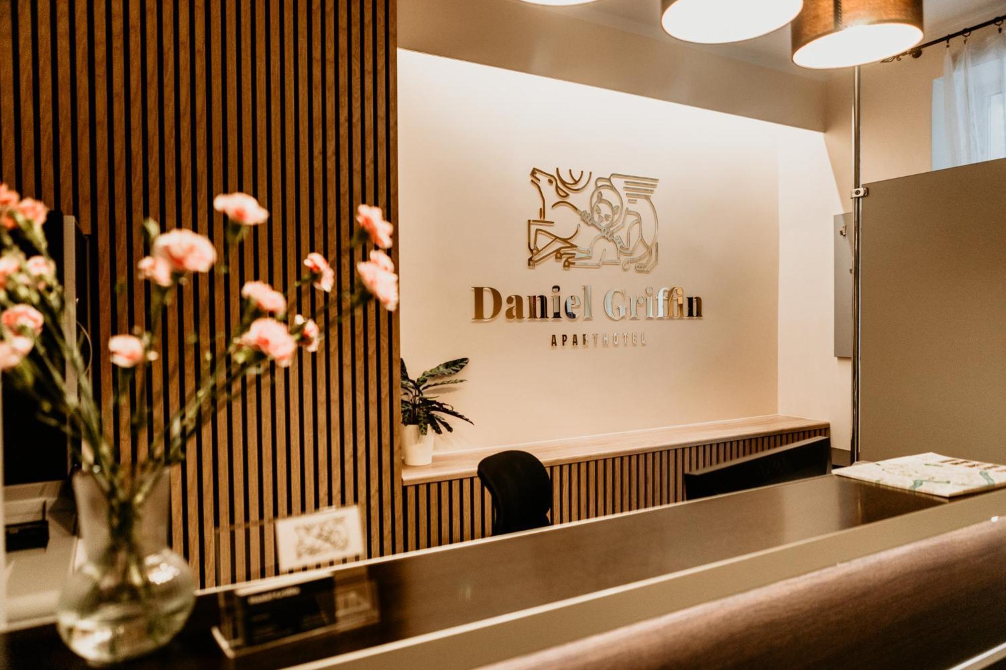 Daniel Griffin Aparthotel By Artery Hotels Краков Экстерьер фото
